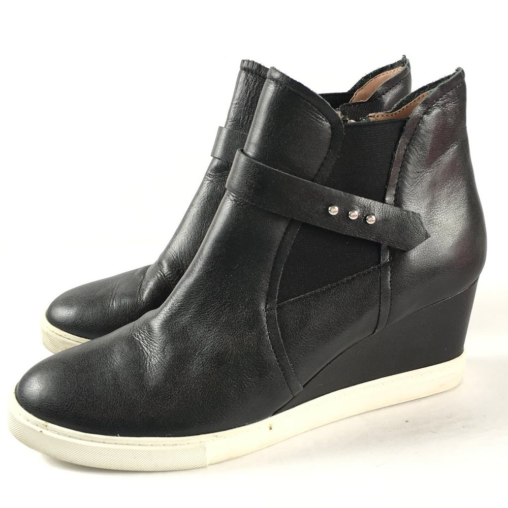 L. Paola Wedge Ankle Booties Size 10